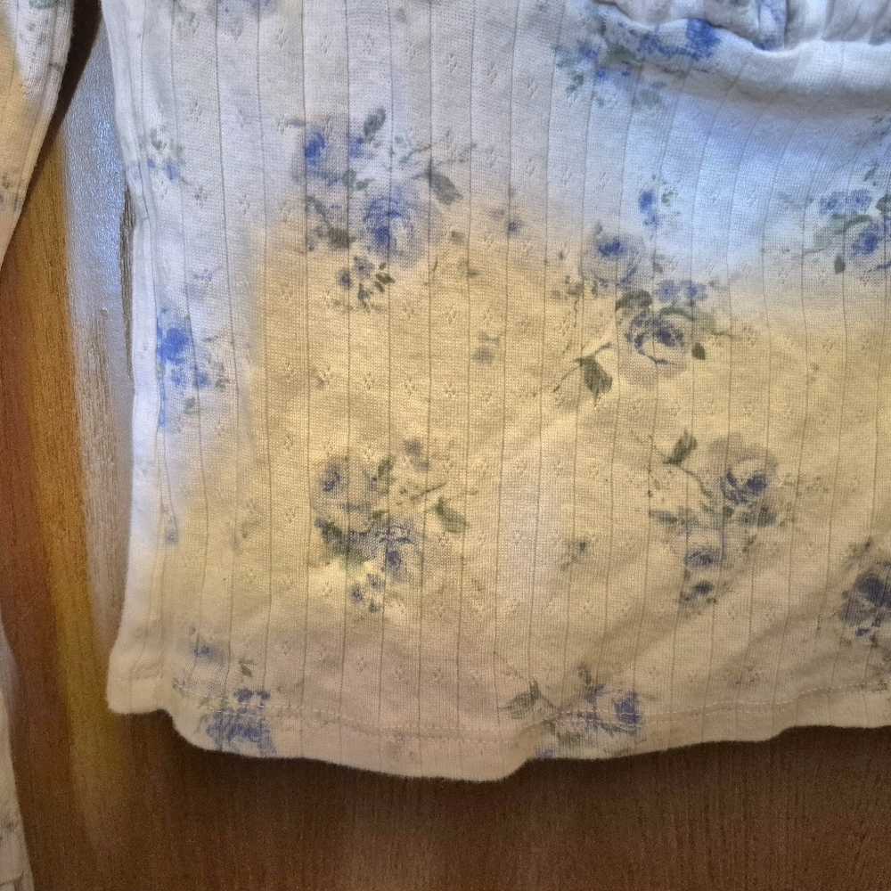 Aeropostale Long Sleeve Dainty Floral Ruched Pointelle Top Soft Crop Cottagecore - Picture 5 of 6